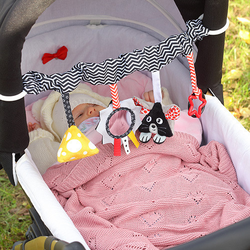 BABYONO Deka pletená bambusová srdce 75x100 cm