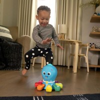 BABY EINSTEIN Hračka aktivní Go Opus Go™ 4v1 3m+