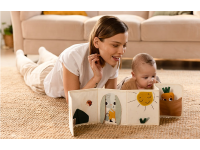 TINY LOVE Knížka pro nejmenší Garden of Adventures