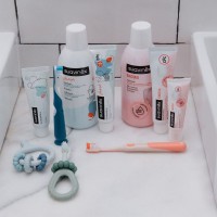 SUAVINEX Dětská zubní pasta JUNIOR s jahodovou příchutí - 75 ml