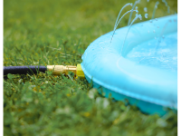 B-TOYS Stříkací hrací podložka Splish 'n' Splash