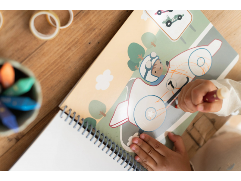 LITTLE DUTCH Omalovánky s pastelkami Doprava Jim