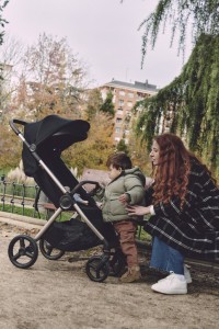 ANEX Kočárek kombinovaný IQ + KIDDY Evoluna i-size 2 + základna