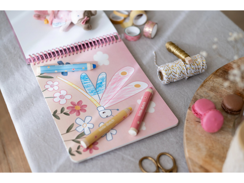 LITTLE DUTCH Omalovánky s pastelkami Zahrada Rosa