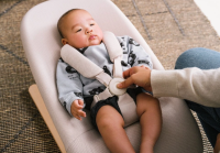 STOKKE YOGA™ Baby Bouncer & Swing Lehátko