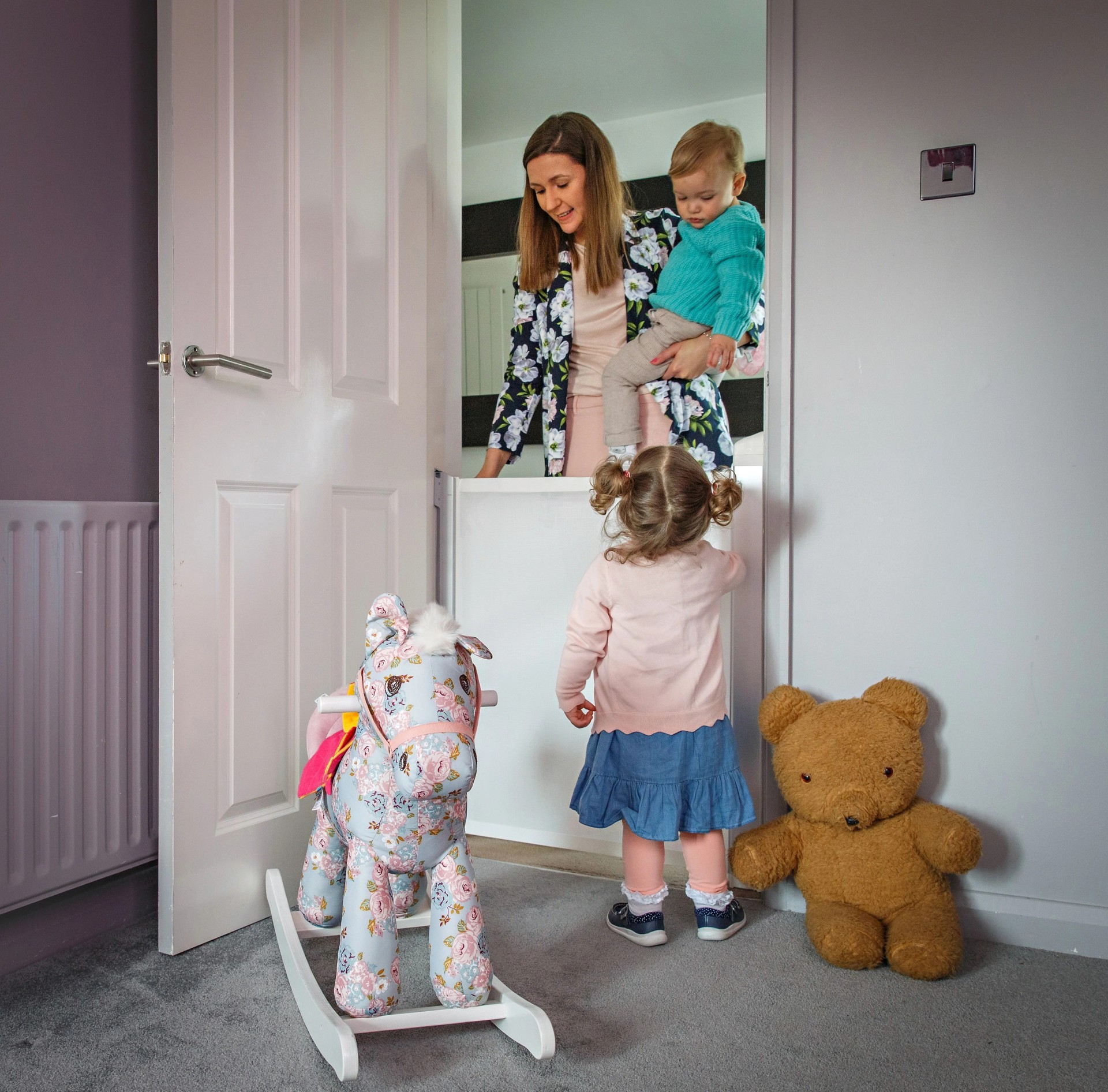 LASCAL KiddyGuard® Avant - rolovací zábrana (otvor do 120 cm)