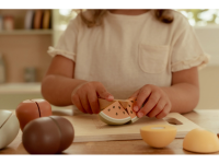 LITTLE DUTCH Krájecí ovoce dřevěné