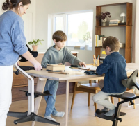 STOKKE® Nomi® Chair Rostoucí židlička