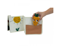 TINY LOVE Knížka pro nejmenší Garden of Adventures