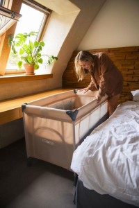 MOMI Cestovní postýlka BELOVE PLUS