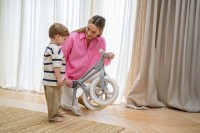 MOMI Odrážedlo NORU skládací