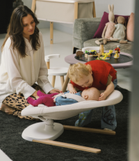 STOKKE YOGA™ Baby Bouncer & Swing Lehátko