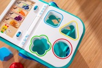 BABY EINSTEIN Košík nákupní Magic Touch HAPE 9m+