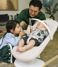 STOKKE YOGA™ Baby Bouncer & Swing Lehátko