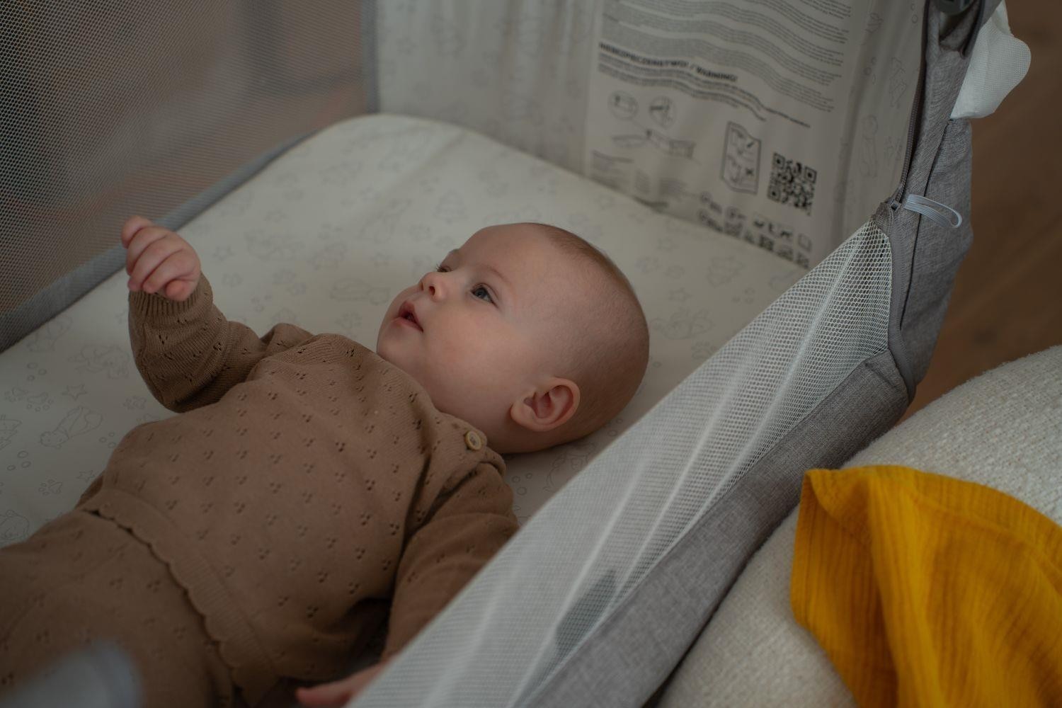 KIDNORT Postýlka Snäckskal