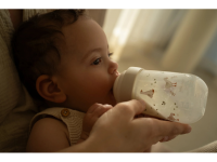 LITTLE DUTCH Kojenecké láhve 165 ml + 240 ml + 2 savičky