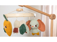 TINY LOVE Kolotoč dřevěný Garden of Adventures