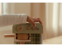 LITTLE DUTCH Kávovar na kapsle dřevěný