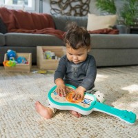 BABY EINSTEIN Hračka hudební dřevěná ukulele Magic Touch HAPE 6m+