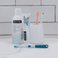 SUAVINEX Dětská zubní pasta JUNIOR s jahodovou příchutí - 75 ml