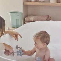 SHNUGGLE Stick N Play Star Senzorická hračka a kousátko