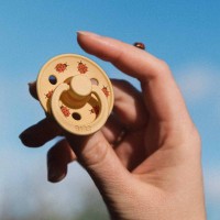 BIBS STUDIO Colour Ladybug dudlíky z přírodního kaučuku 2ks – velikost 2