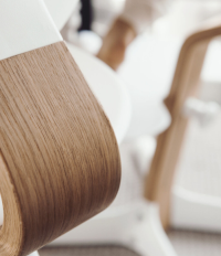STOKKE® Nomi® Chair OAK (dub) Rostoucí židlička