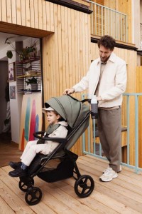 MOMI Sportovní kočárek MIYA